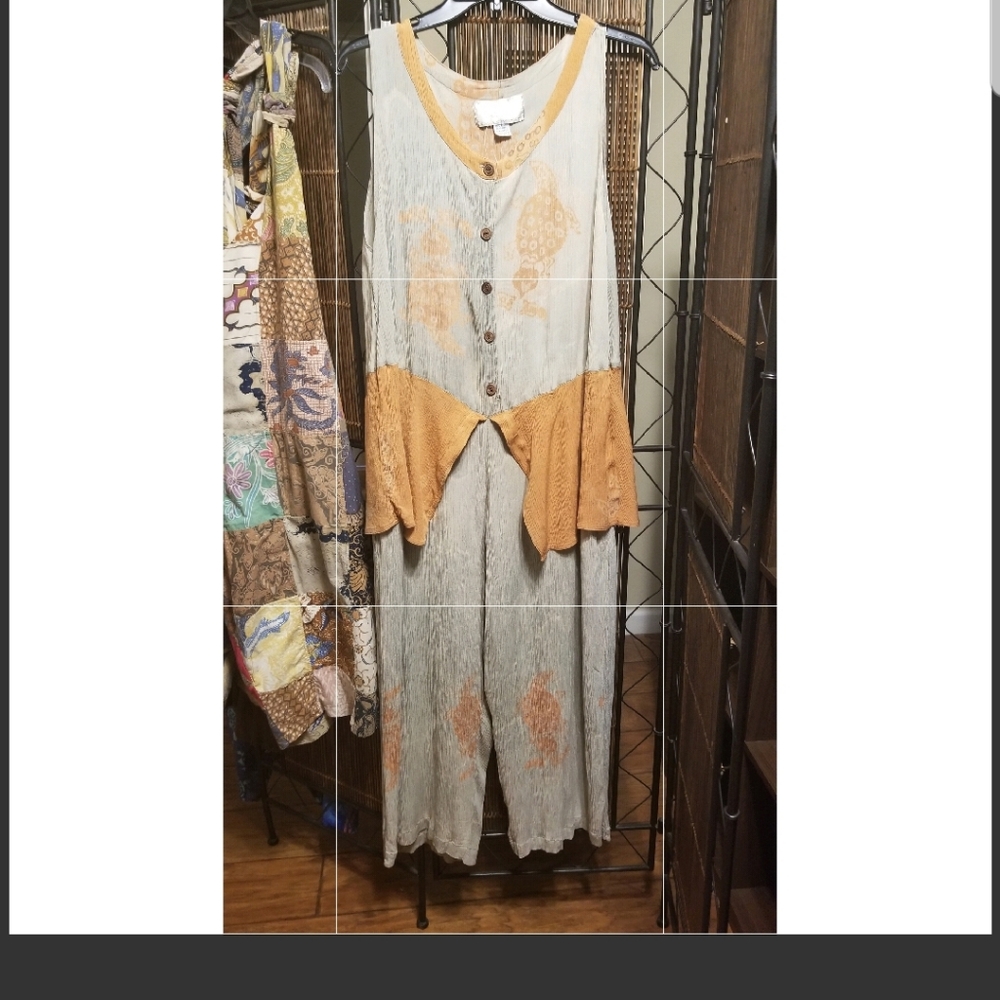 Sleeveless jumper
